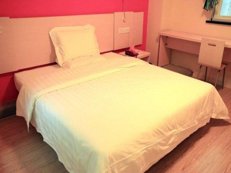 7 Days Inn Gangwan Square Далянь Экстерьер фото